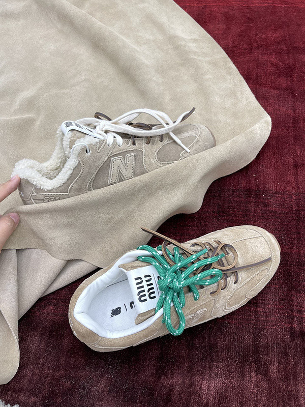 new balance x M1um1u sneaker