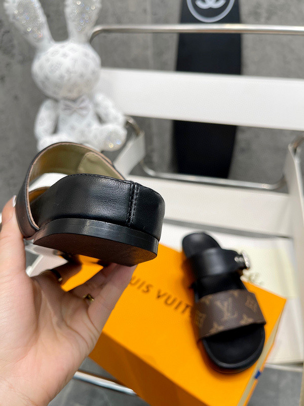 lvt sandals