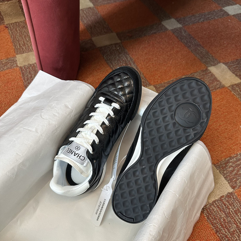 Ch*el sneaker