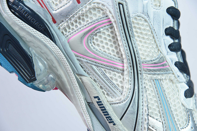 Ba*len*cia*ga runner sneaker