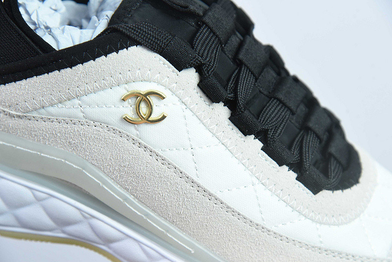 Ch*el sneaker