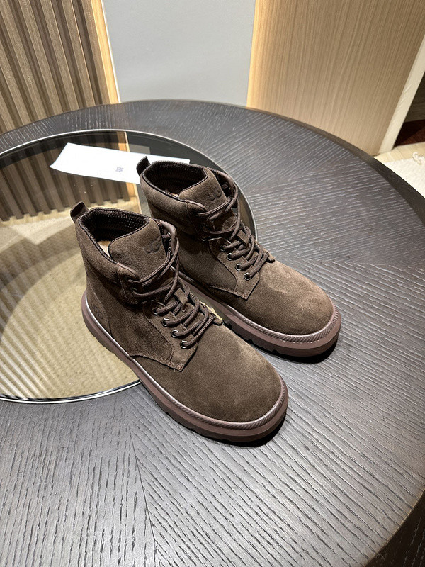 UGG