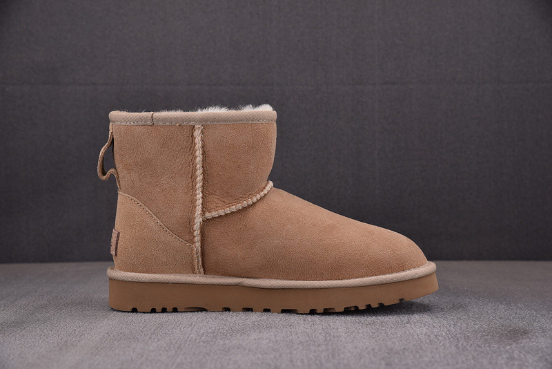 UGG
