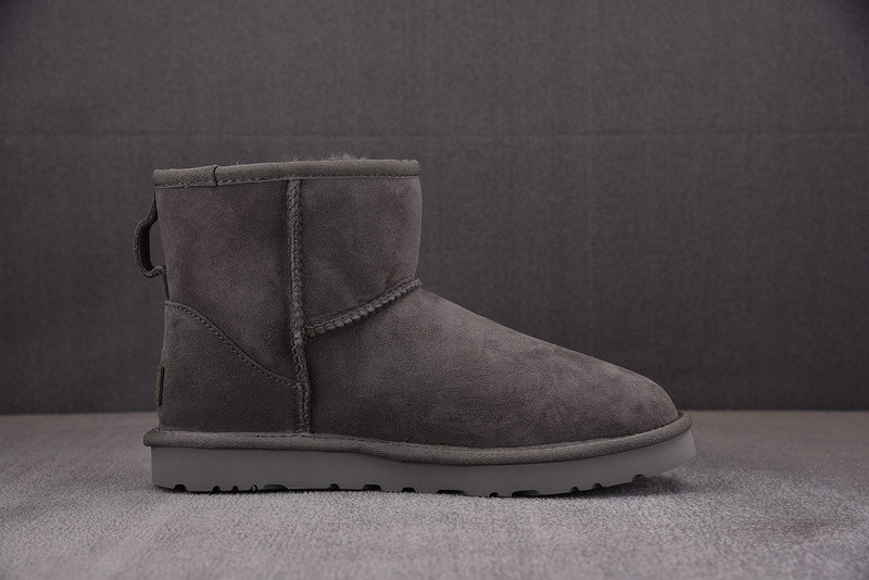 UGG