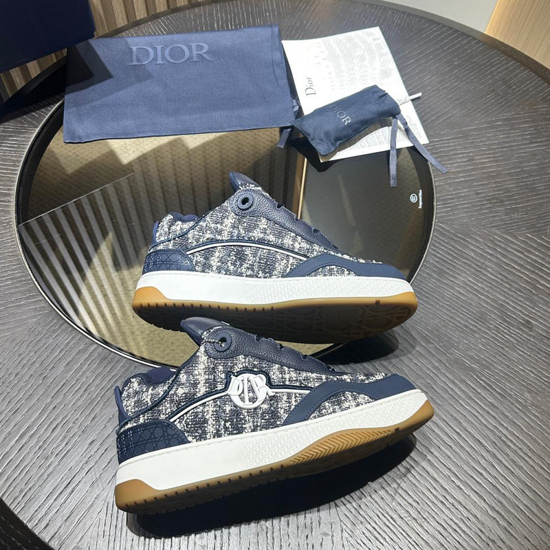 DIO* SNEAKER