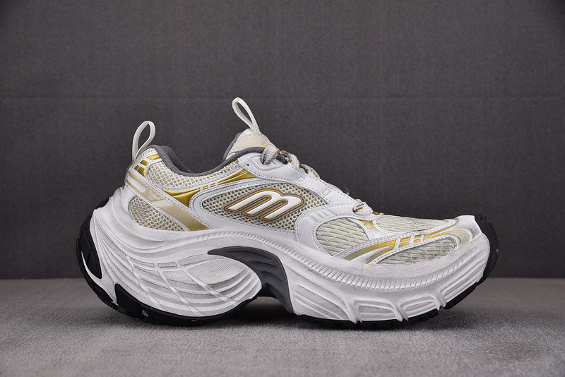 BC XL SNEAKERS