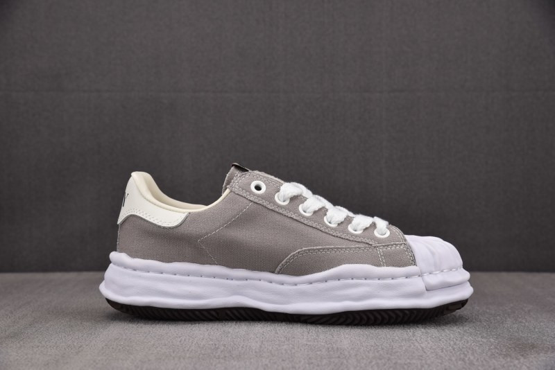 Ma1s0n mihara yasuhiro sneaker