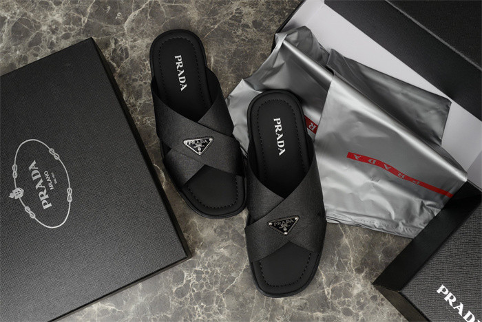Pra*a sandals
