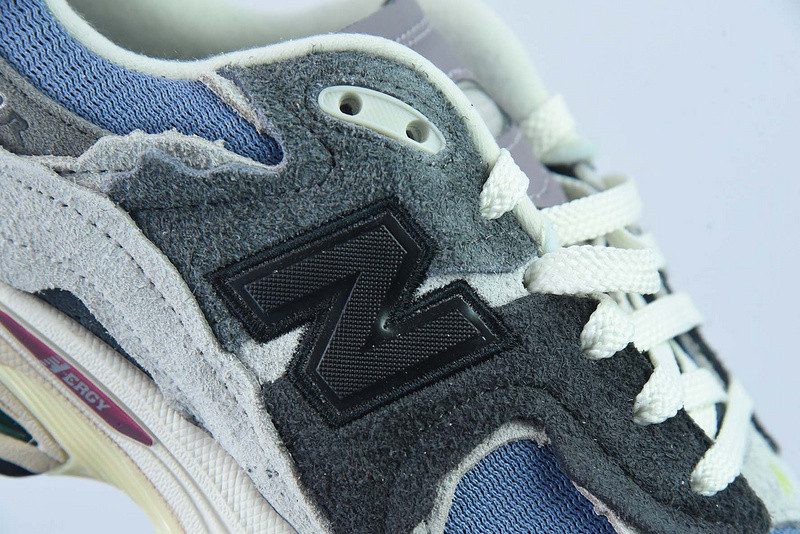 new balance sneaker