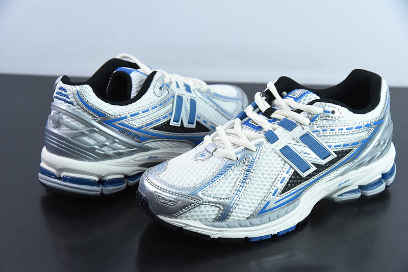 new balance sneaker