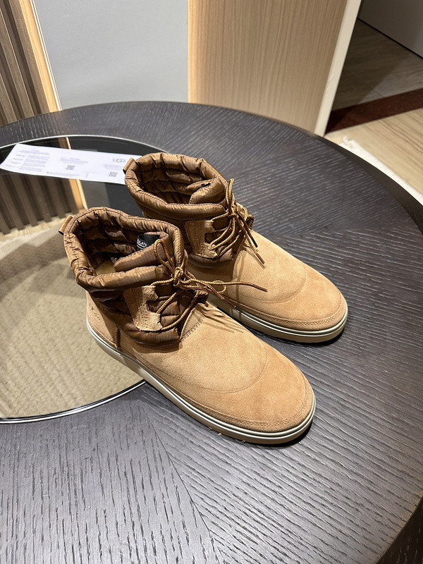 UGG