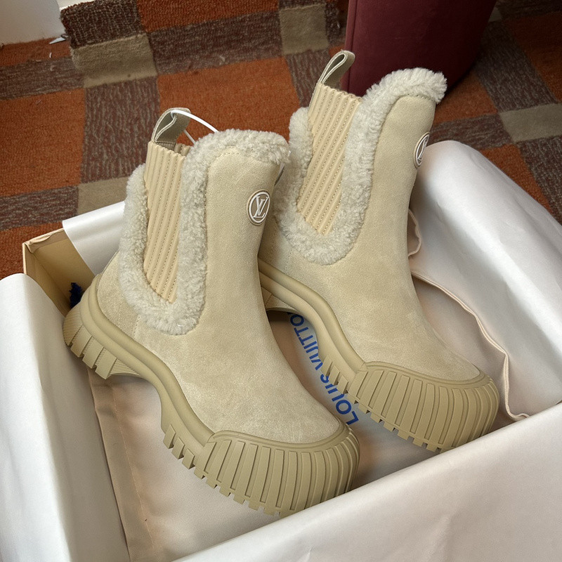 LVT BOOTS