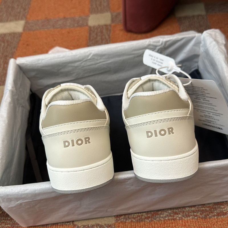 DIO* SNEAKER