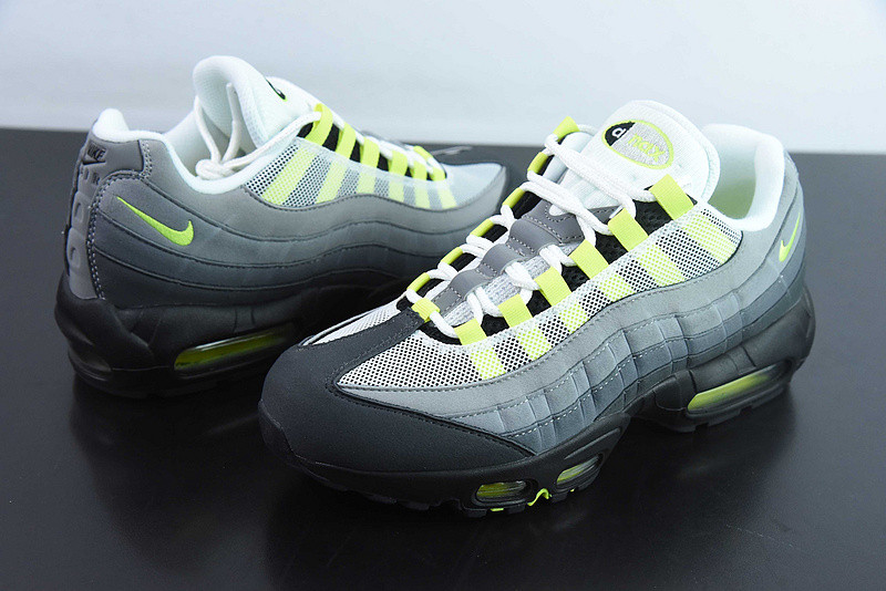 Nike Air Max 95 OG Neon CT1689-001