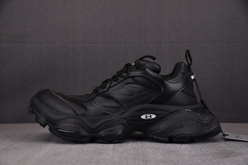BC XL SNEAKERS