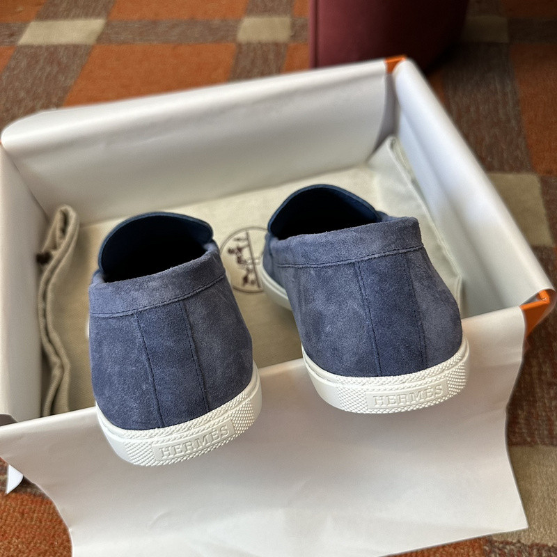 H**me5 sneaker