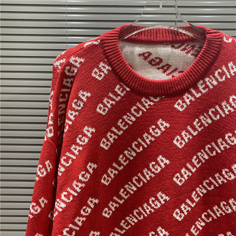 Ba1en*iaga clothes