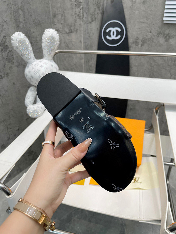lvt sandals