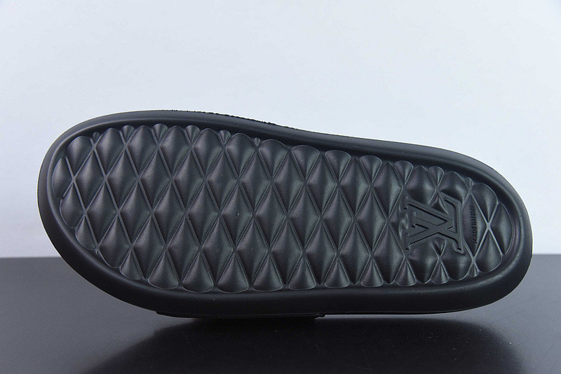 lvt sandals