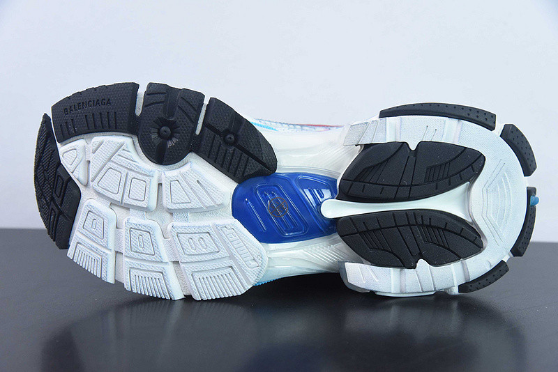 Ba*len*cia*ga runner sneaker