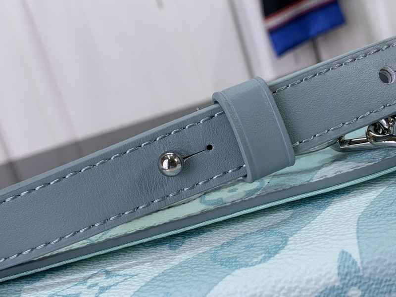 LVT PURSE