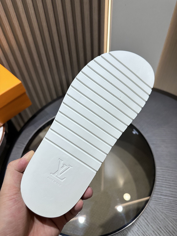 lvt sandals