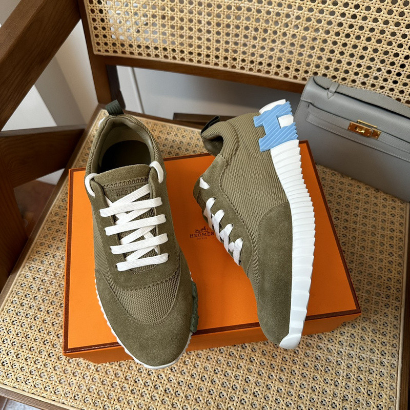H**mes sneaker