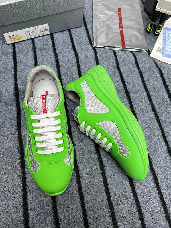 pr sneaker