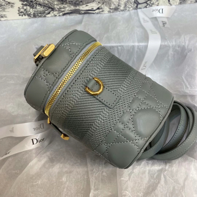 D10r bag