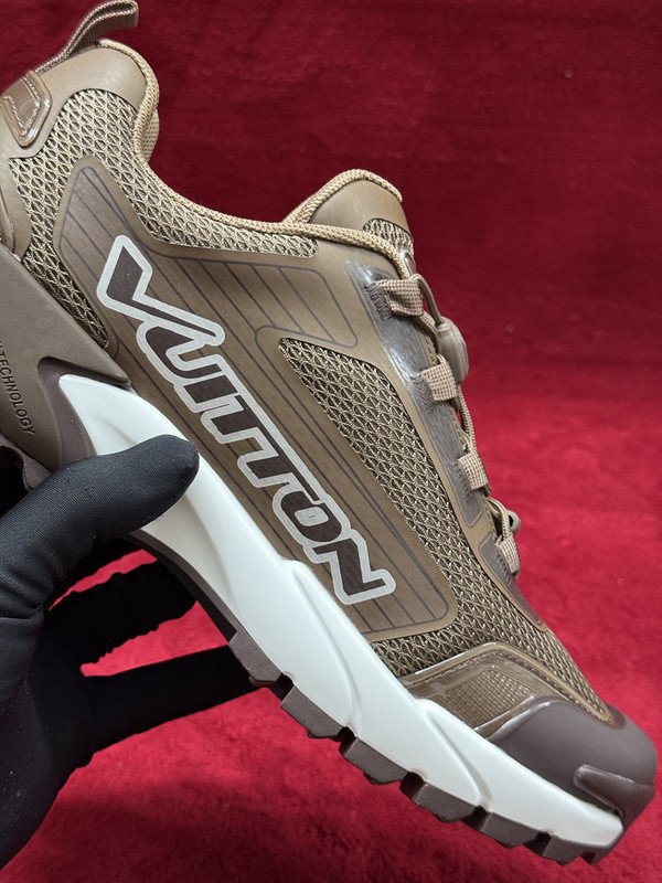 LVT SNEAKERS