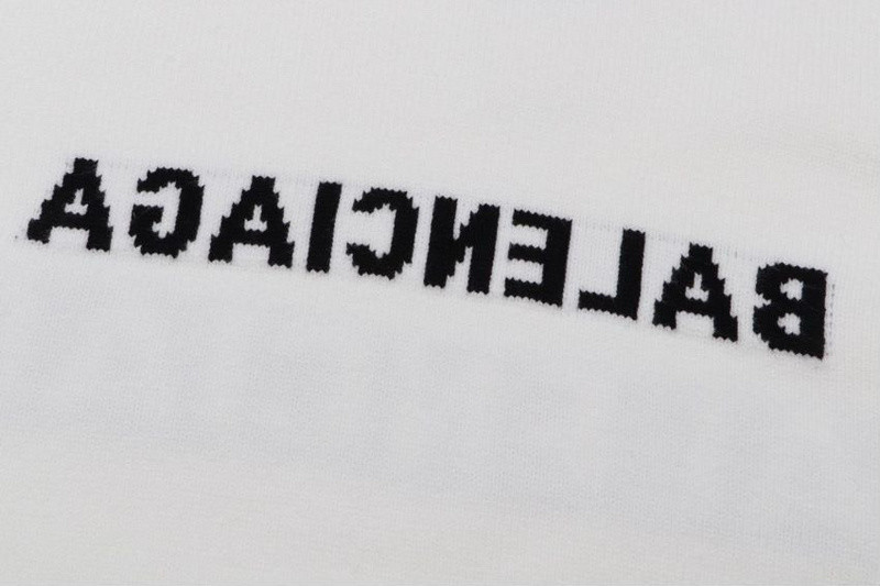 Ba*len*cia*ga clothes