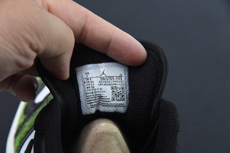 air jordan 1 low “wear away” dn3705-003