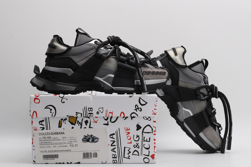dg sneaker