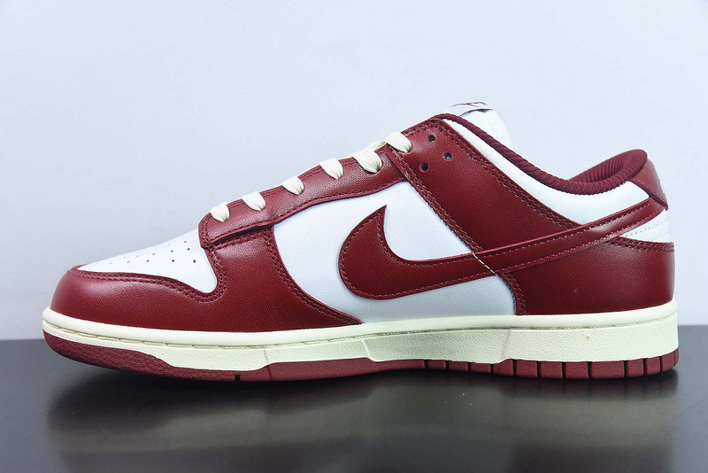 nike dunk low prm vintage team red (women