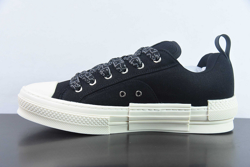 dio* x converse sneaker