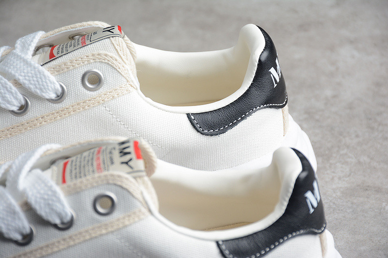 Ma*s*n mihara yasuhiro sneaker