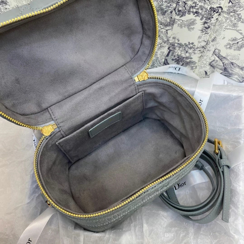 D10r bag