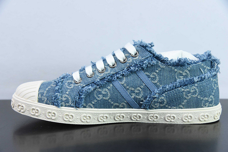 g*u*i sneaker