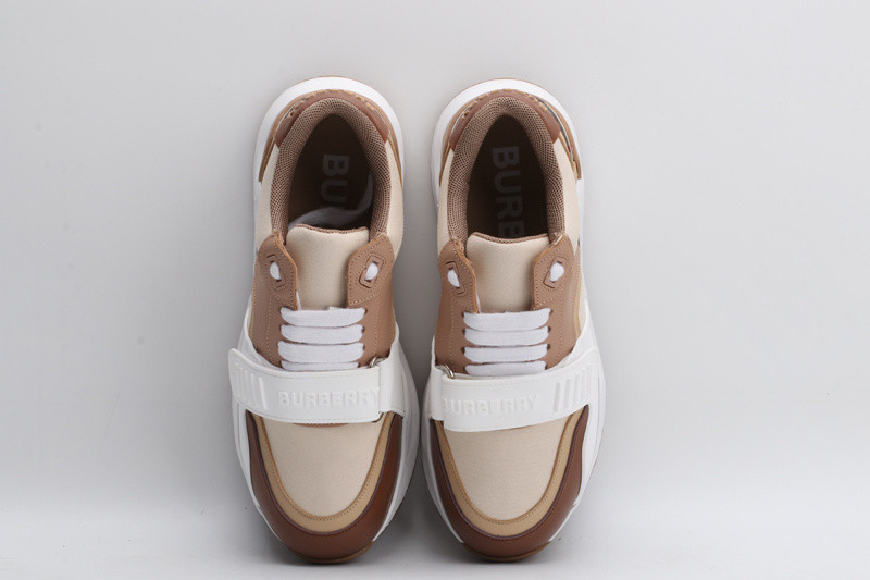 B**rry sneaker