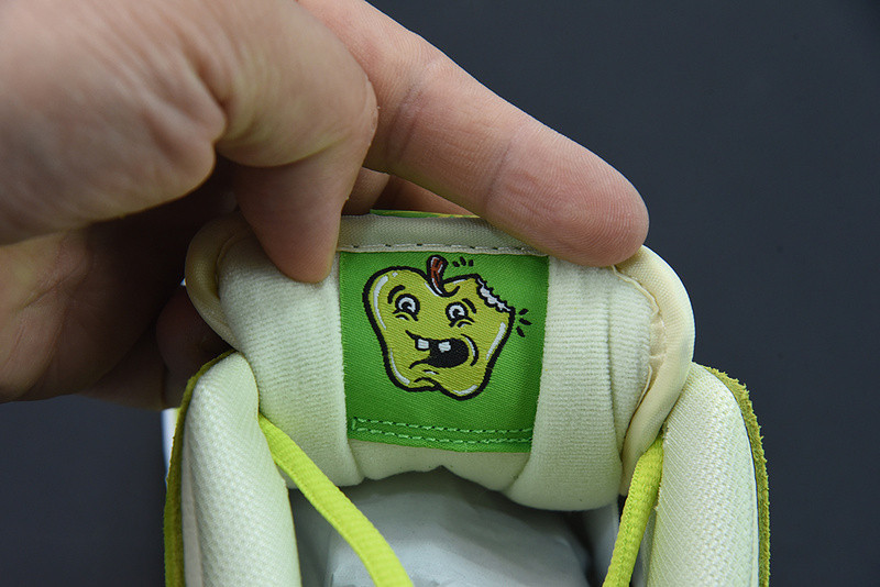 nike sb dunk low “green apple” dm0807-300