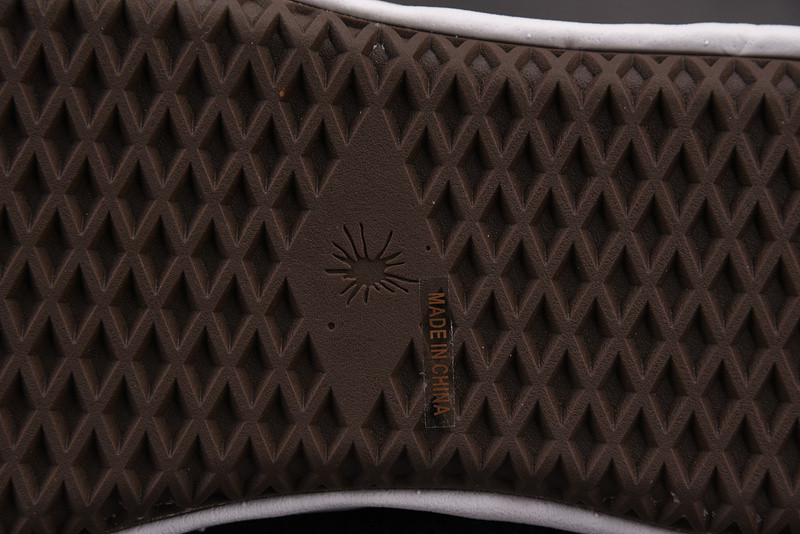 Ma*s*n mihara yasuhiro sneaker