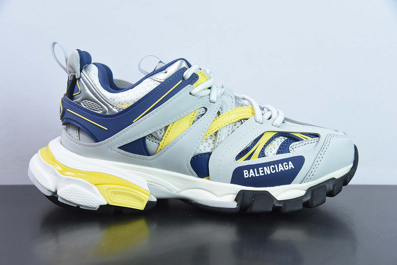bc track sneaker