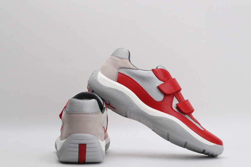 pr sneaker