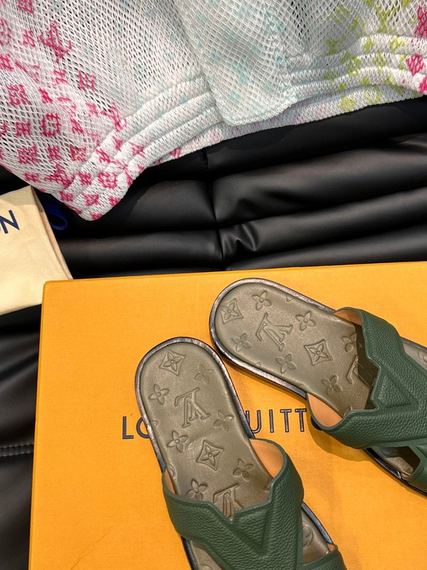 lvt sandals