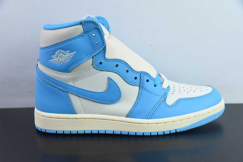 Air Jordan 1 High OG UNC Reimagined DZ5485-402