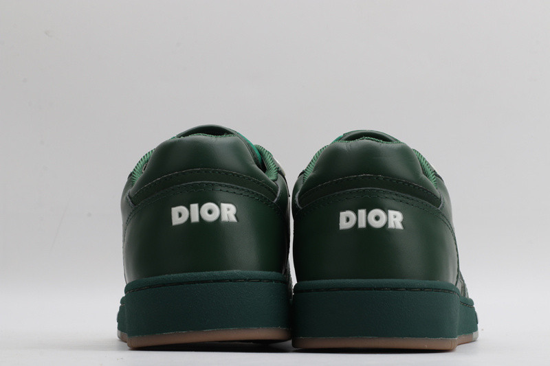 dio* sneaker