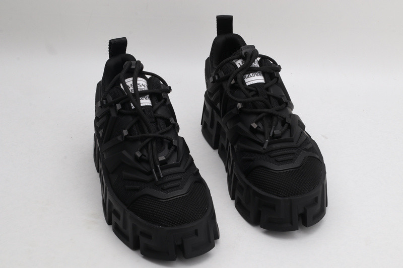vs sneakers