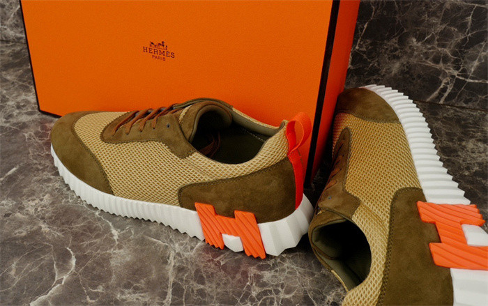 H**mes sneaker