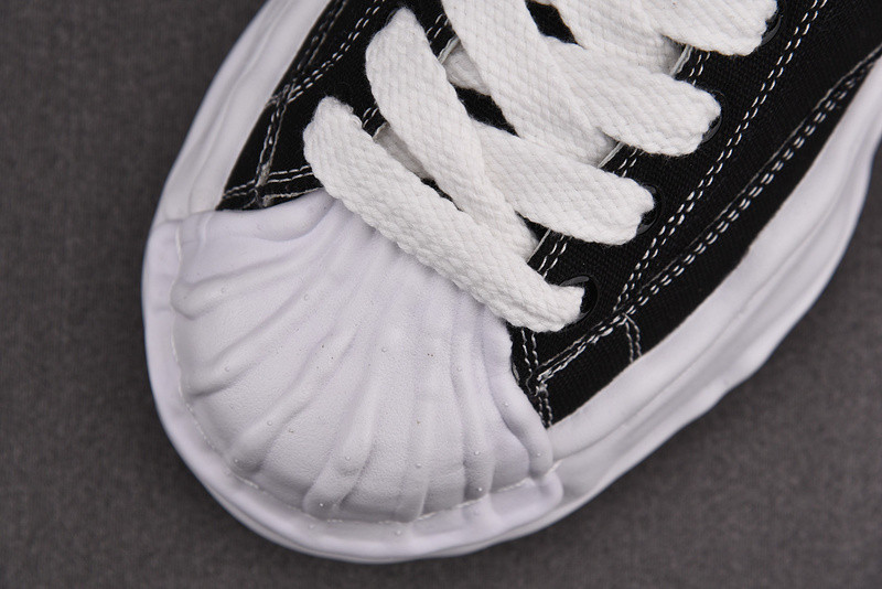 Ma*s*n mihara yasuhiro sneaker