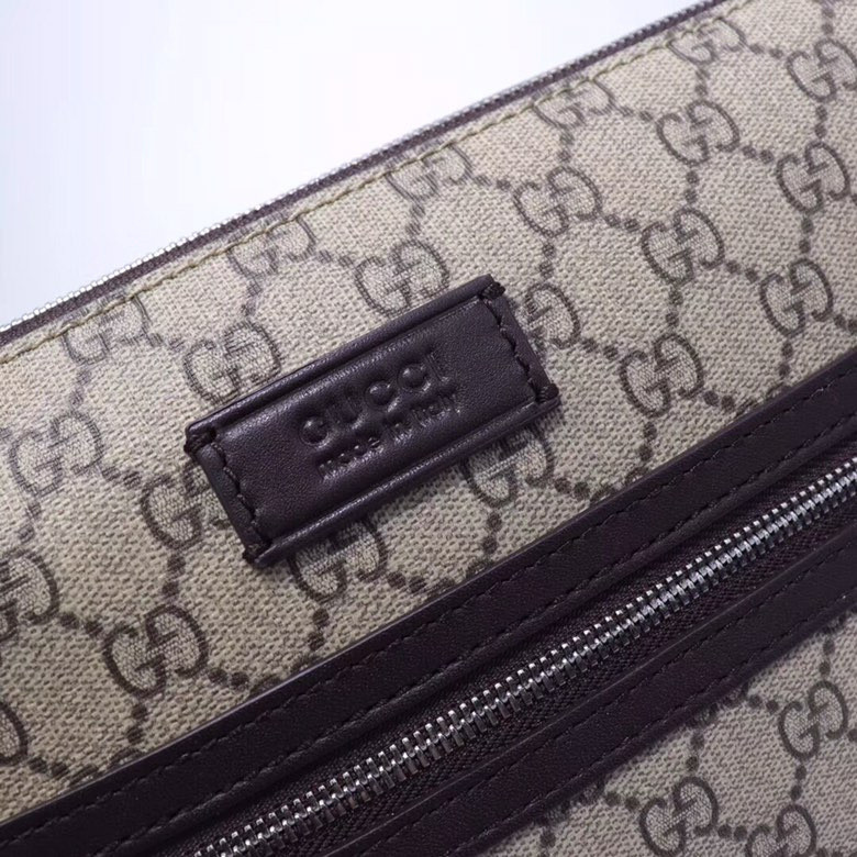 G*u*i shoulder bag
